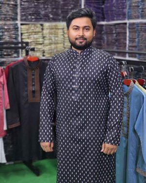 কালো কালার পাঞ্জাবী। কোড: ৩২৩