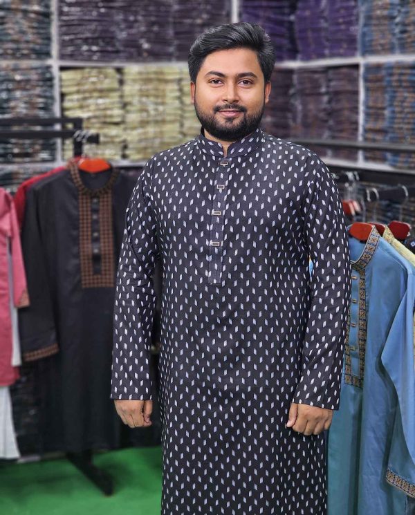 কালো কালার পাঞ্জাবী। কোড: ৩২৩