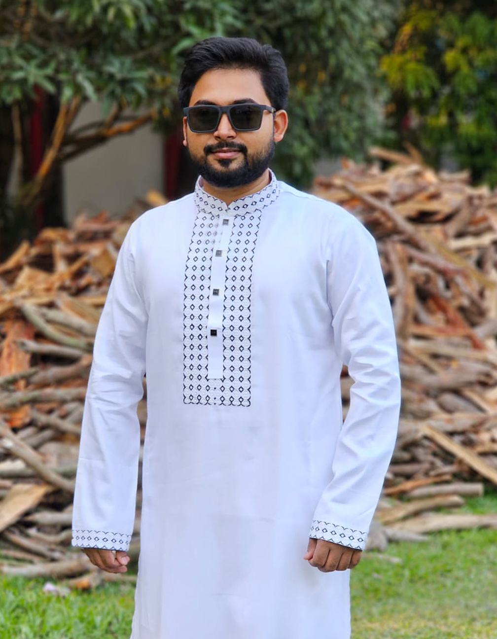 14x18 সাদা পাঞ্জাবী <br> কোড: ১৩১ - Image 1